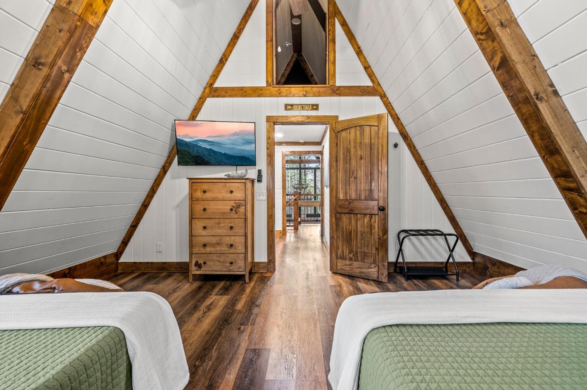 1Mile Downtown, Handicap Ramp, Hot Tub, Game Room Gatlinburg Eksteriør bilde
