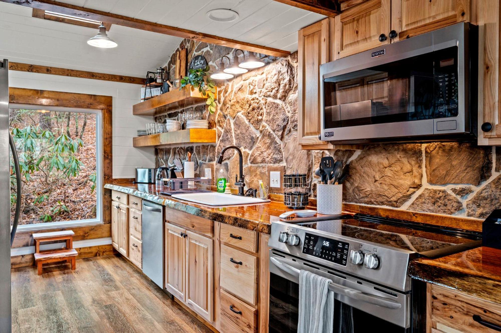1Mile Downtown, Handicap Ramp, Hot Tub, Game Room Gatlinburg Eksteriør bilde
