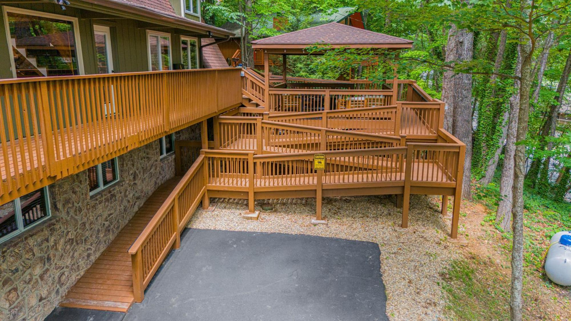 1Mile Downtown, Handicap Ramp, Hot Tub, Game Room Gatlinburg Eksteriør bilde